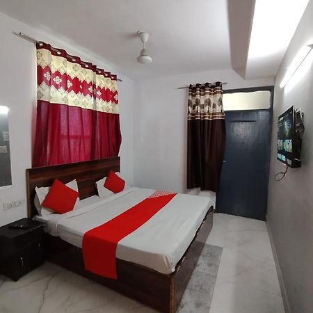 New Signature Village New Delhi Exterior foto